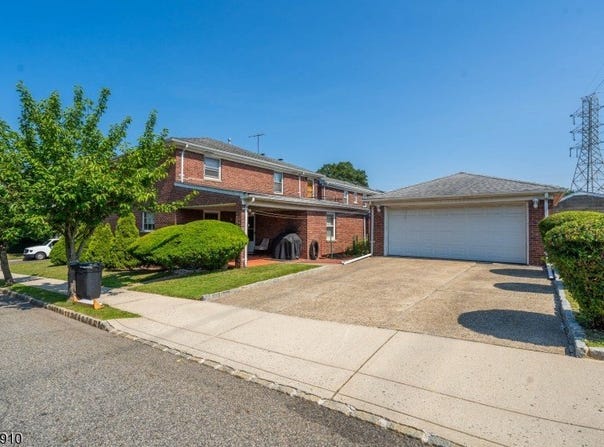 2 Federal St, Belleville Twp., NJ 07109-2329