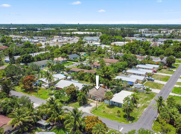3044 SE Camino Avenue, Stuart, FL 34997