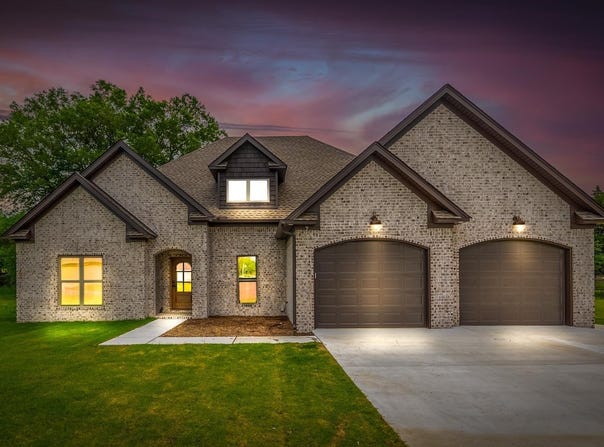 7 Sunset, Morrilton, AR 72110