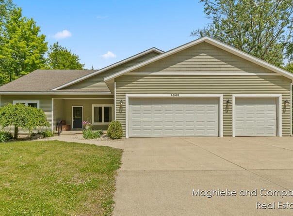 4349 Walter Road, Wayland, MI 49348