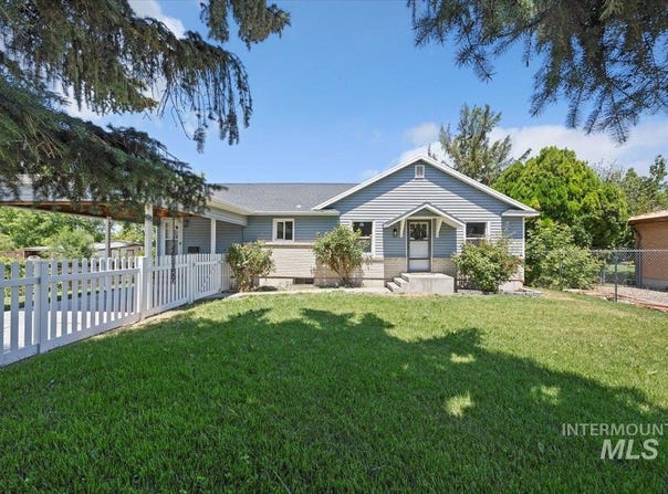 426 Dubois Ave, Twin Falls, ID 83301