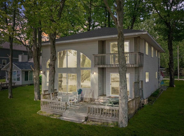 7579 W White Birch, Lake City, MI 49651