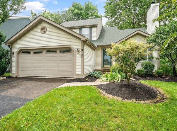 8135 Barlow Road, Westerville, OH 43081