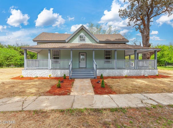 522 Neely Street, Bolivar, TN 38008