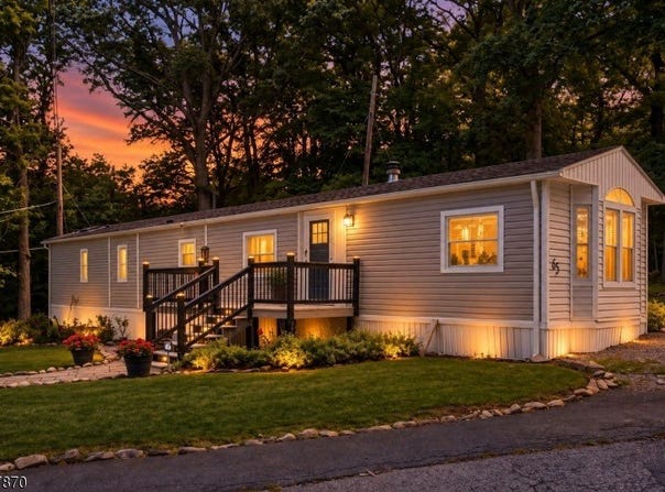 65 Sherwood Park, Washington Twp., NJ 07853