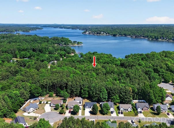 Lake Wylie Drive lot: 5, Rock Hill, SC 29732