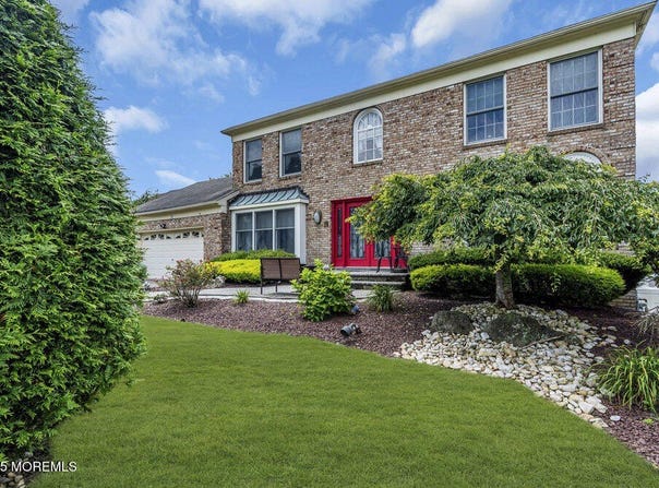 10 Justin Court, Marlboro, NJ 07746