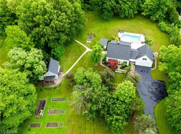 16185 Cowley Road, Grafton, OH 44044