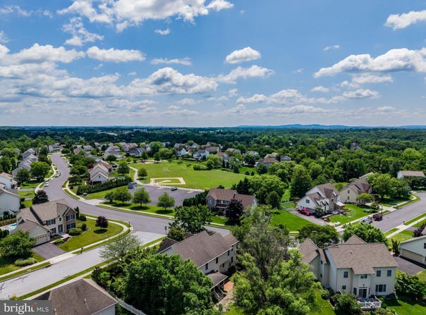 5960 HUNTINGTON COMMONS, ENOLA, PA 17025