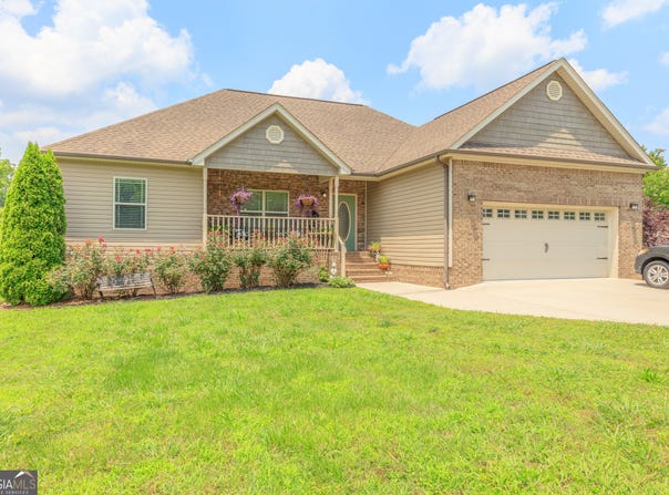 86 Pheonix, Rock Spring, GA 30739