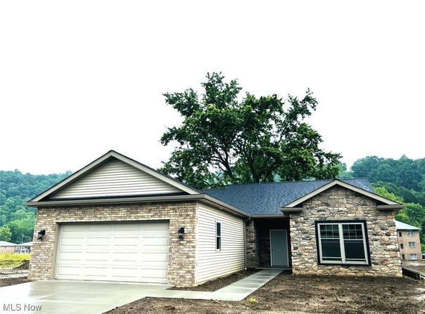 279 Haley Circle, Weirton, WV 26062