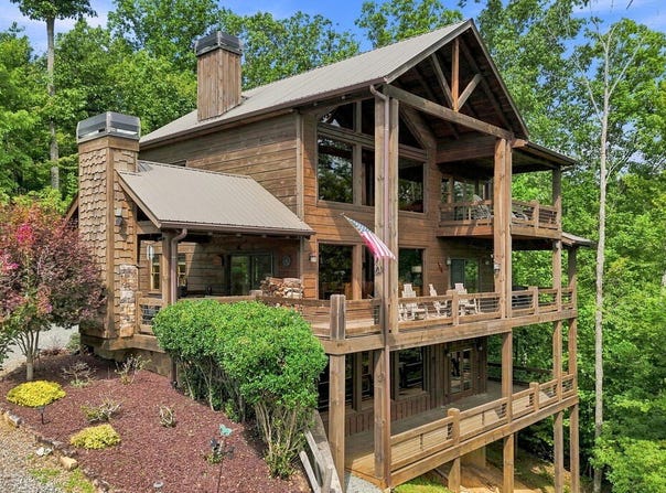 476 Deer Crest Road, Blue Ridge, GA 30513