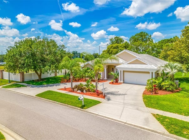 4495 SECRETARIAT RUN, SPRING HILL, FL 34609