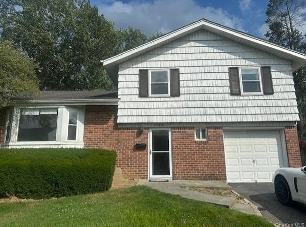 103 Wayne Street, Jericho, NY 11753