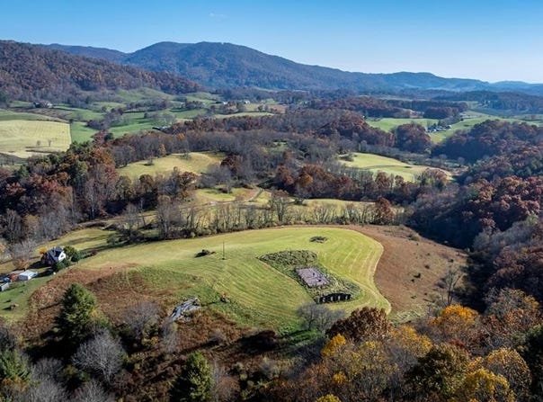 516 Cherrywood Ln., Independence, VA 24348