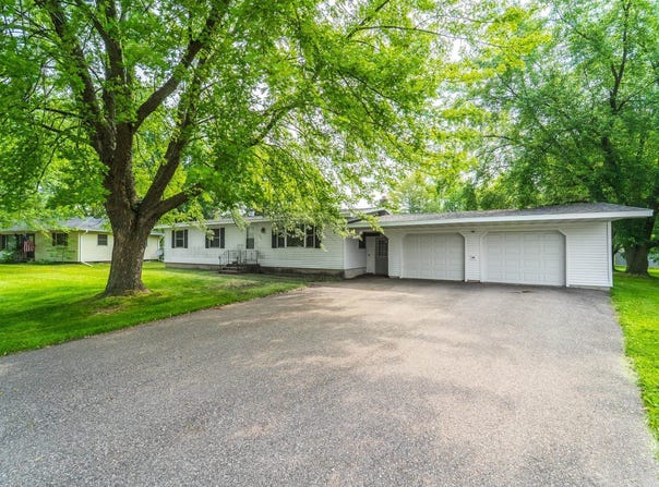 204 E WALNUT STREET, Spencer, WI 54479