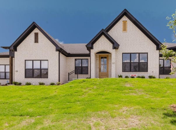 205 Edgewood Circle, Little Rock, AR 72223