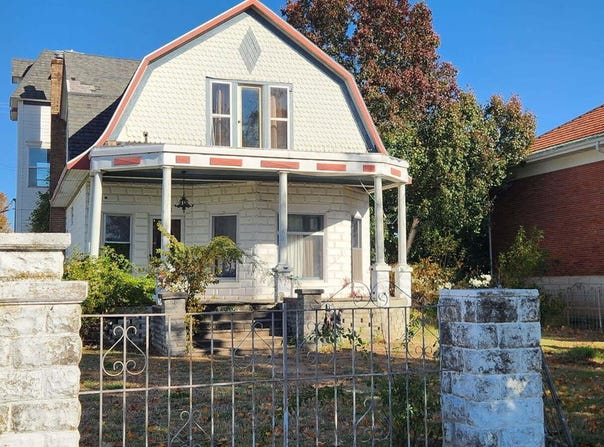 111 W Walnut Street, Columbus, KS 66725