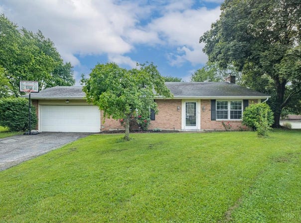135 Stonemill Court, Monroe, OH 45050