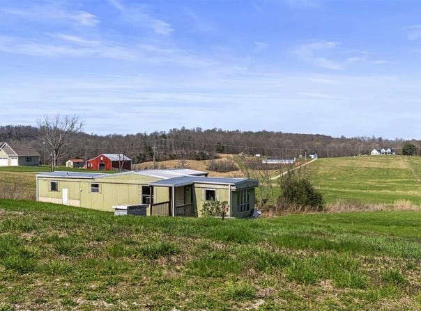 6474 Hardinsburg Road, Cecilia, KY 42724