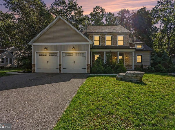 115 STONEHEDGE Drive, CARLISLE, PA 17015