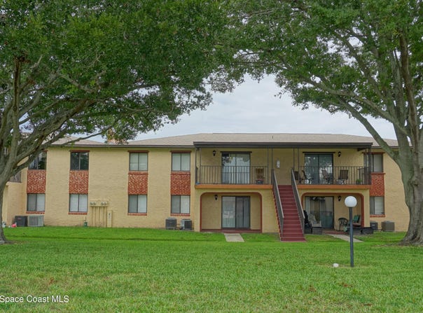 166 San Juan Circle, Melbourne, FL 32935