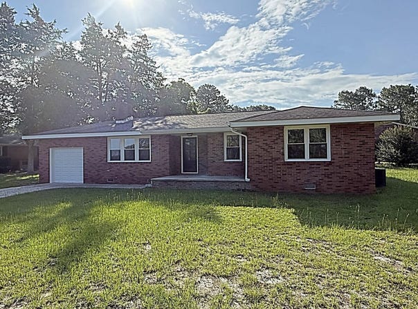 102 South Street, Gloverville, SC 29828