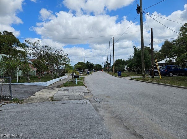 1112 Evanston Street, Sebring, FL 33870