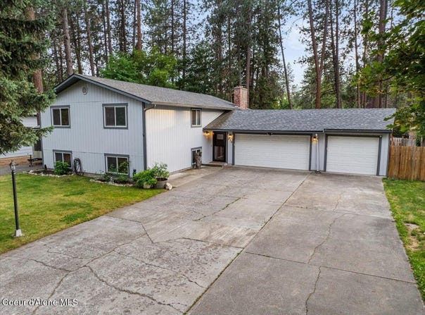 210 S ROSS POINT RD, Post Falls, ID 83854