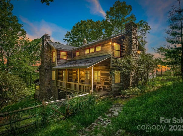 50 Mountain Top Lane unit: 904 & 905, Mars Hill, NC 28754