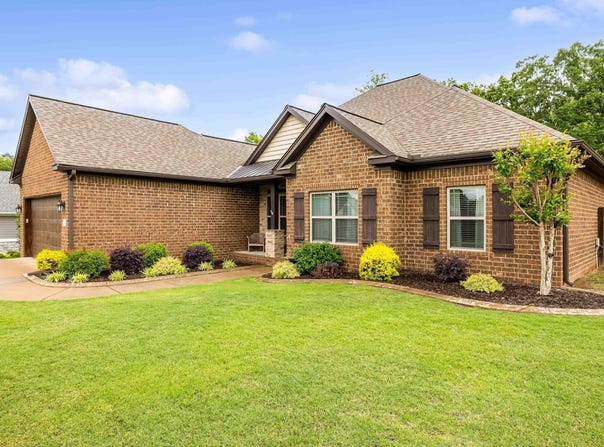 2524 Aberdeen Drive, Bryant, AR 72022