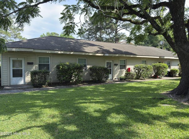 311 Richlands Avenue, Jacksonville, NC 28540