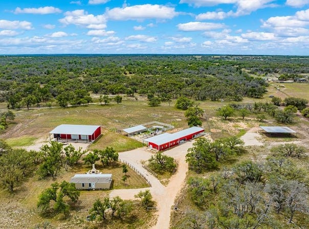 1379 Barker-Rogers Rd, Harper, TX 78631