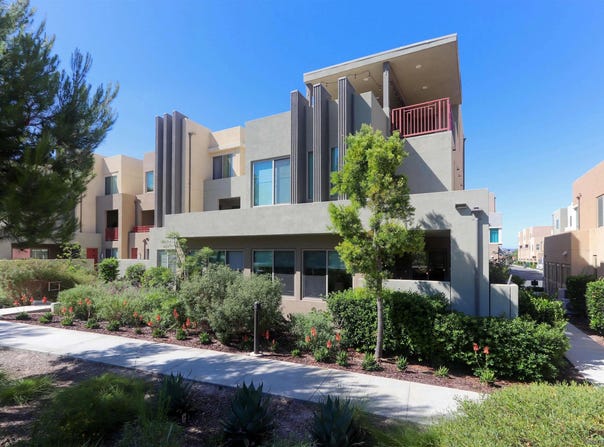 126 Cadence, Irvine, CA 92618