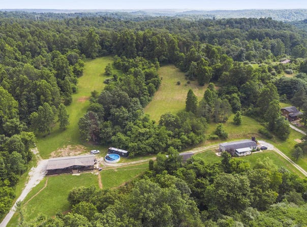 6153 Wood School Road, Gallipolis Ferry, WV 25515