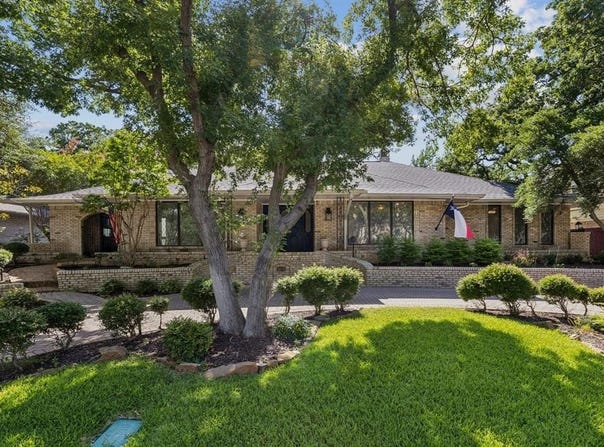 1605 Canyon Oaks Drive, Irving, TX 75061