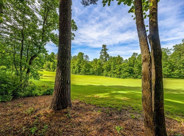 J 35 Cherokee Point, Lake Toxaway, NC 28747