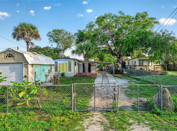 138 INDIAN CREEK ROAD, OAK HILL, FL 32759