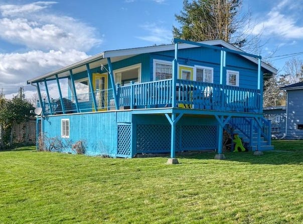 673 Kendor Drive, Point Roberts, WA 98281