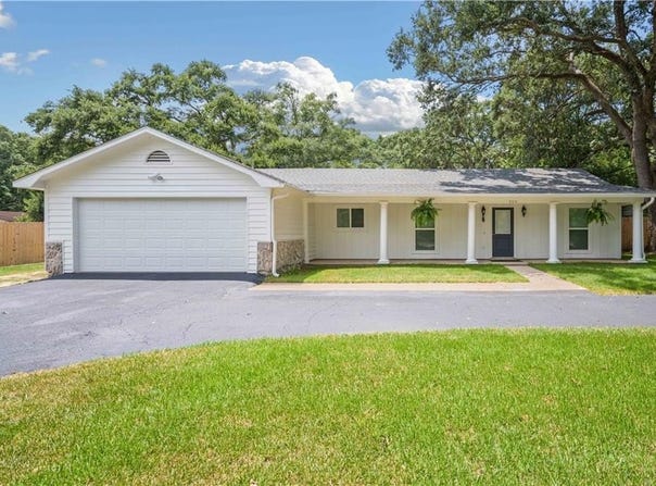 320 Cody Road S, Mobile, AL 36695