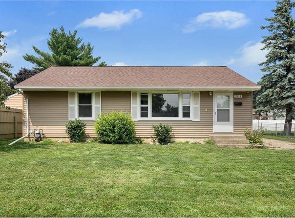 2111 3rd Avenue SE, Austin, MN 55912