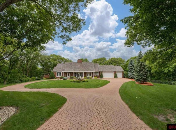 17 Oriole Place, North Mankato, MN 56003