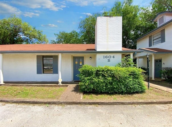 1604 Mill ST, San Marcos, TX 78666