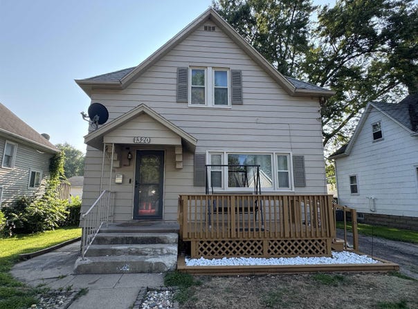 1320 W 7th, Waterloo, IA 50702
