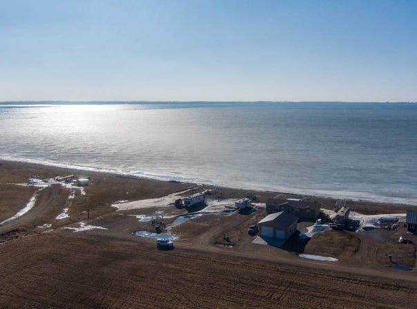 21425 Sunset Trail, Lake Preston, SD 57249