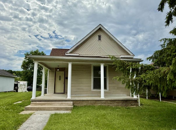 921 Lincoln Avenue, Bedford, IN 47421