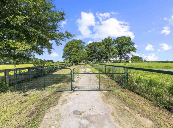 1992 County Road 3160, Cookville, TX 75558
