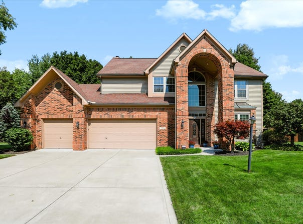 7704 Garrick Street, Fishers, IN 46038