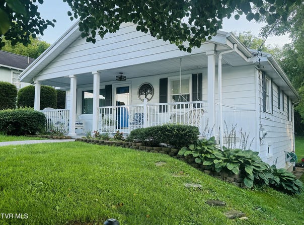 213 Campbell Street, Abingdon, VA 24210