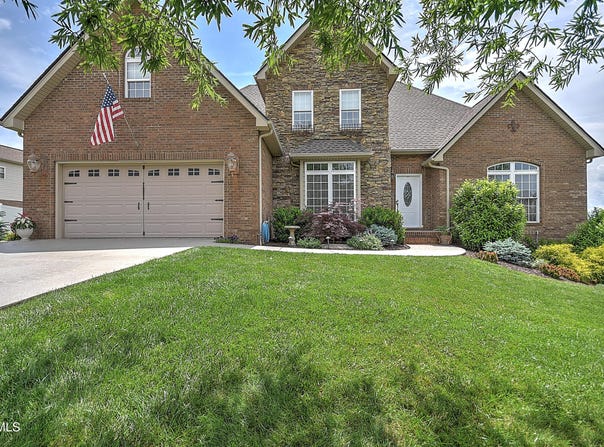 410 Grovemont Place, Piney Flats, TN 37686